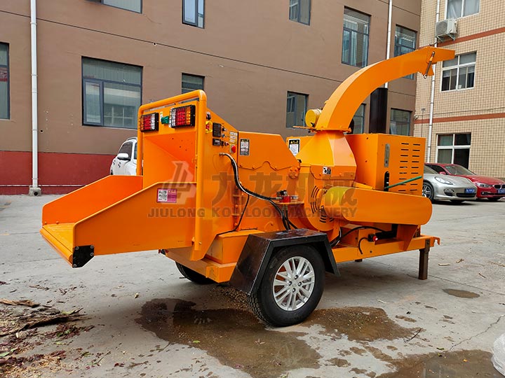 �Ƅ�(d��ng)ʽ��(sh��)֦����C(j��)