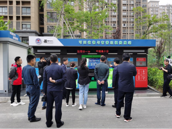 貓先生環(huán)保垃圾房，定時(shí)定點(diǎn)生活垃圾投放站，垃圾房廠家