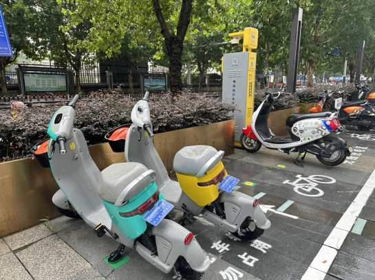 貓先生智能電動(dòng)車充電樁、電動(dòng)車掃碼充電樁、共享電動(dòng)車充電樁廠家