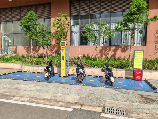 電動(dòng)自行車無線充電樁，電動(dòng)摩托車無線充電站，電動(dòng)兩輪車智能無線充電，共享電單車智能無線充電樁